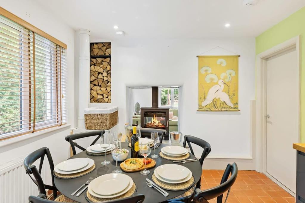 Bramblewood - Cosy Chic, Hot Tub, Close To Beach Stokeinteignhead Buitenkant foto